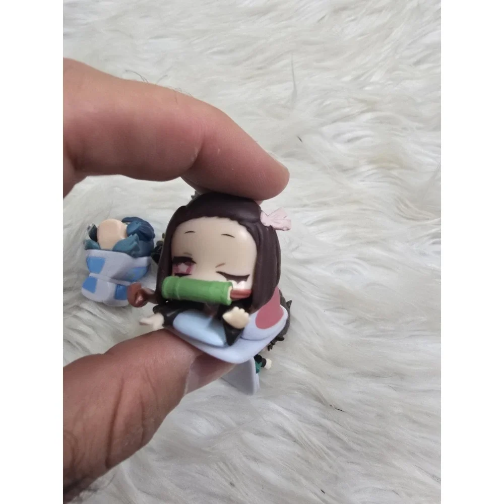 4 Demon Slayer Mini Figures Inosuke Hashibira Futon Mini Figure Anime